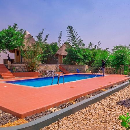 Tilenga Safari Lodge Arua Exteriör bild