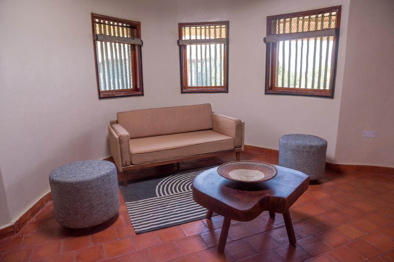 Tilenga Safari Lodge Arua Exteriör bild
